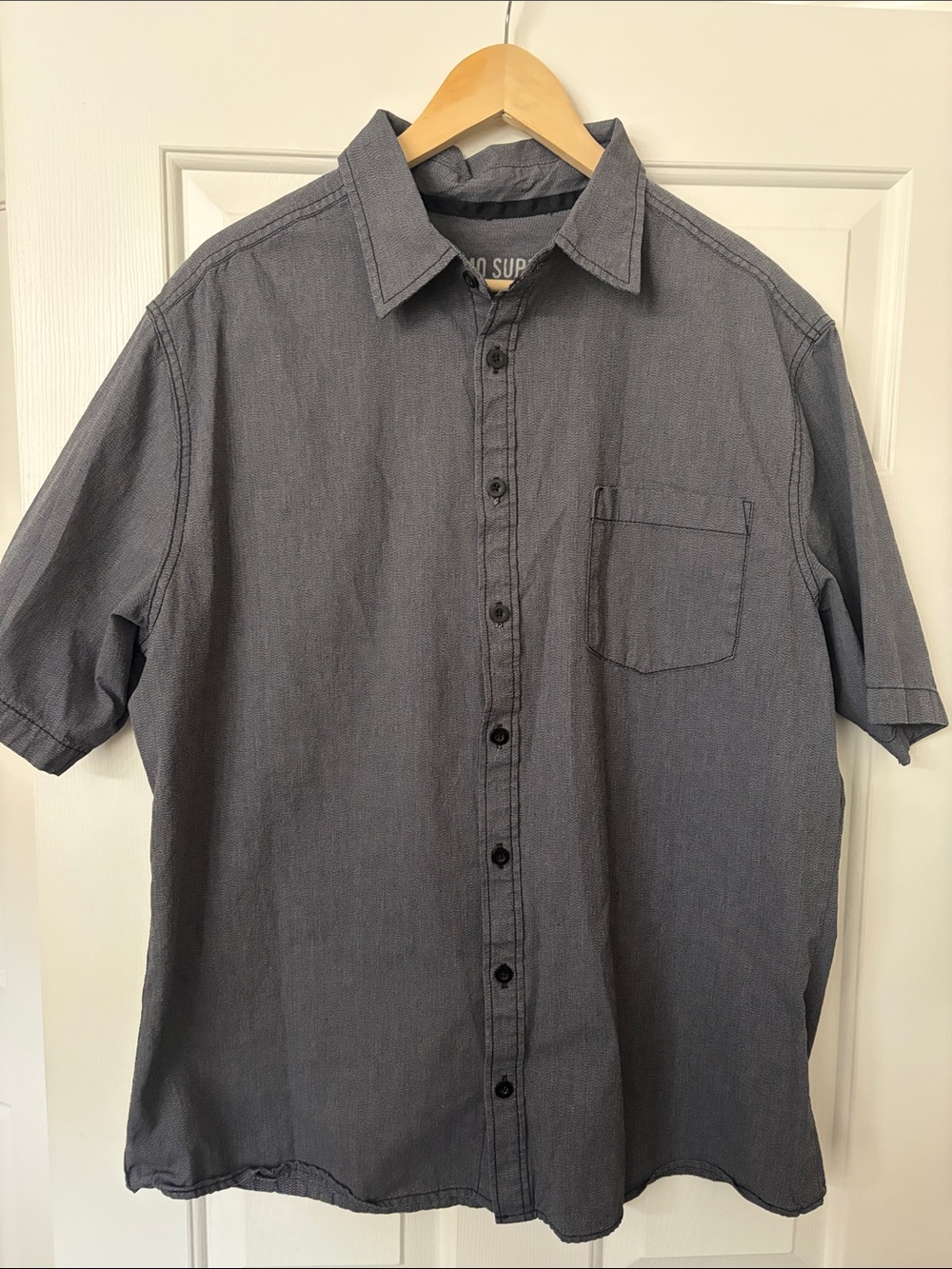Mossimo Supply Co. Short-Sleeve Button-Up Shirt - Gray